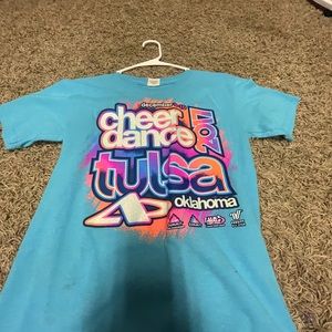 Girls cheerleading T-shirt